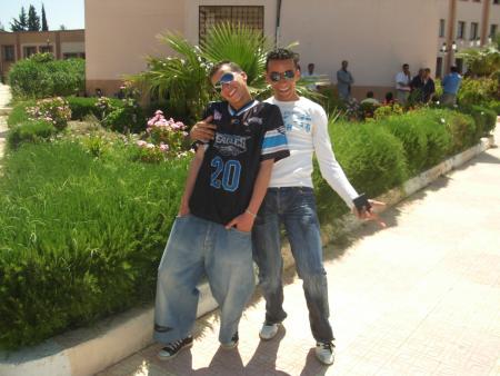 STYLE @ND iNTiK